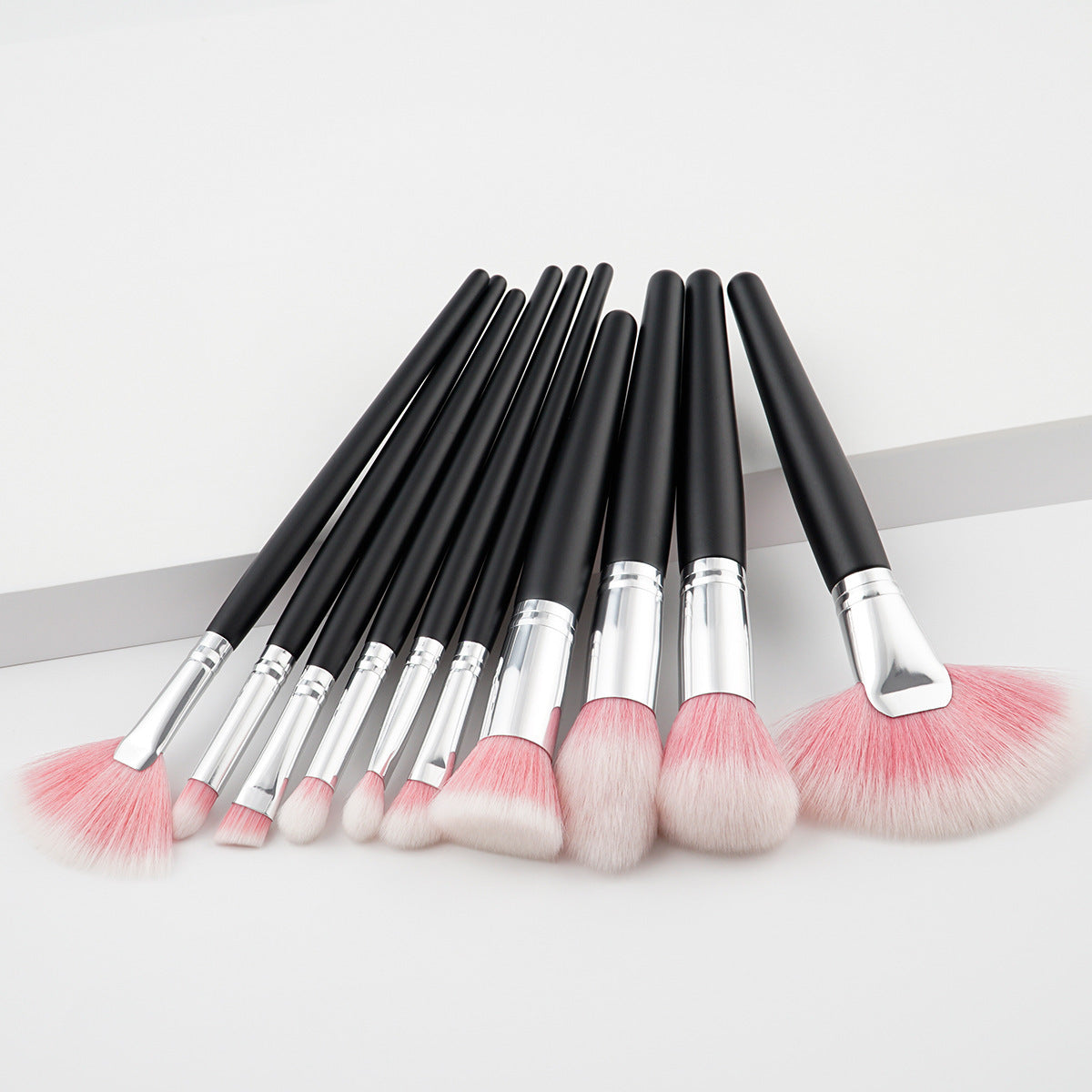 Ensemble de 10 pinceaux de maquillage professionnels – Application précise et finition impeccable