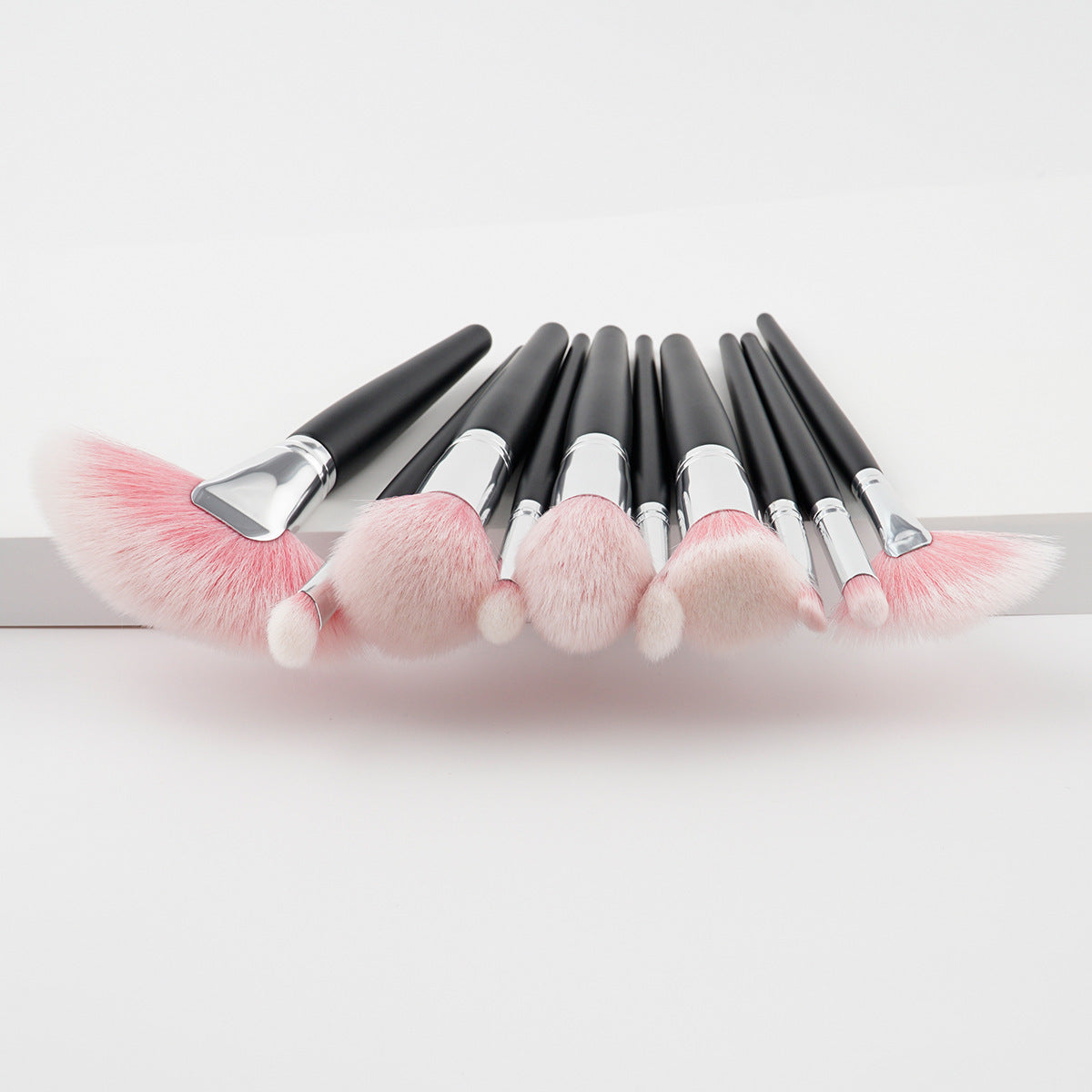 Ensemble de 10 pinceaux de maquillage professionnels – Application précise et finition impeccable