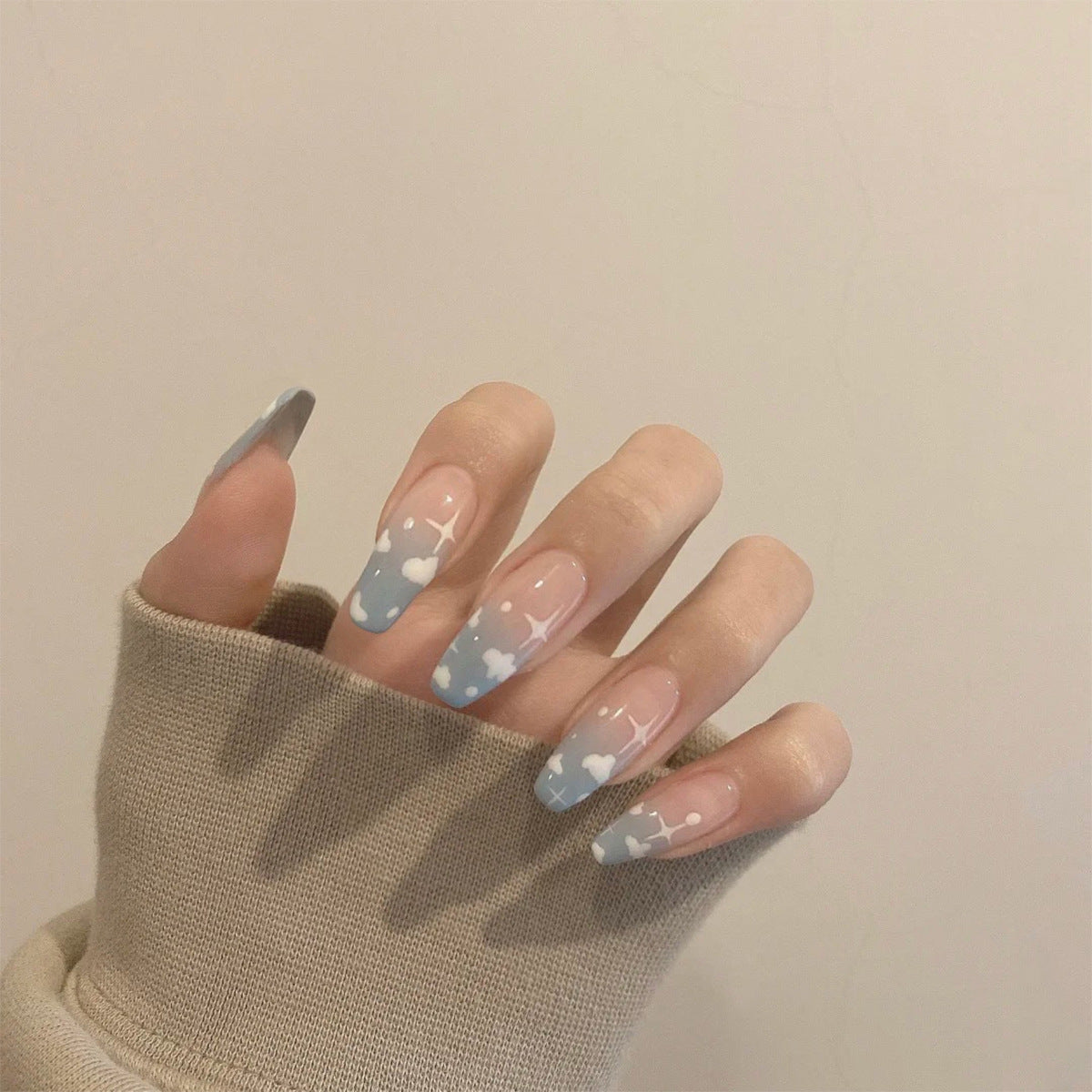 Porter des ongles Ongles souples finis Faux ongles