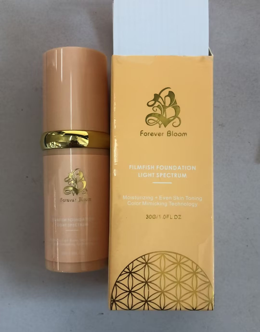 Fond de teint correcteur bionique changeant de couleur 4 en 1 Fond de teint réparateur hydratant