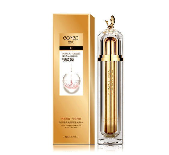 Un produit cosmétique de soin de la peau à base d'alcool, de rétinol et de caviar